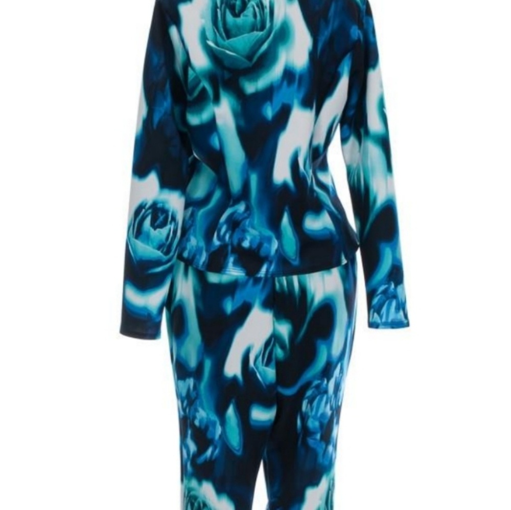 Brand New 2 peice Rose effect jogger - Picture 3 of 4